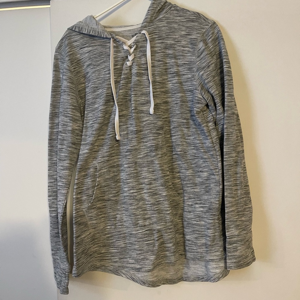 Light weight sweatshirt.